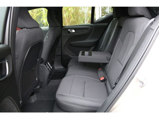Volvo  XC40 Volvo Single Motor Extended Range Plus 82 kWh | Camera | Stuur/stoelverwarming | Keyless | Pilot ... ActivLease financial lease
