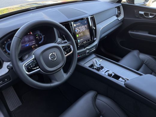Volvo  XC60 Volvo 2.0 T8 Plug-in hybrid AWD Inscription | Trekhaak | HUD | Memory | Harman Kardon | ActivLease financial lease