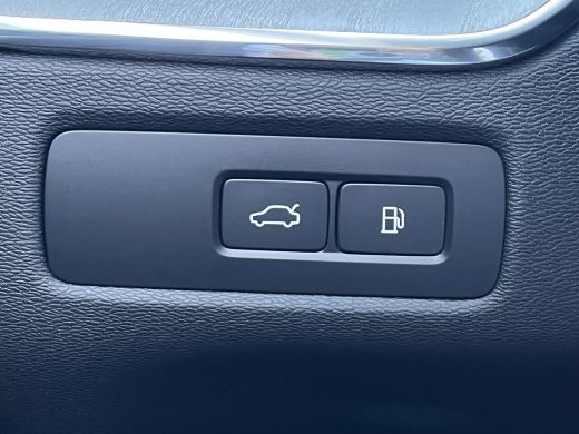 Volvo  XC60 Volvo 2.0 T8 Plug-in hybrid AWD Inscription | Trekhaak | HUD | Memory | Harman Kardon | ActivLease financial lease