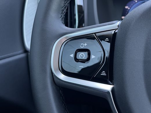 Volvo  XC60 Volvo 2.0 T8 Plug-in hybrid AWD Inscription | Trekhaak | HUD | Memory | Harman Kardon | ActivLease financial lease