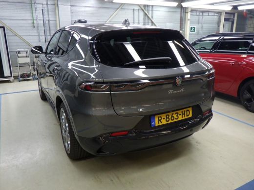 Alfa Romeo Tonale Alfa Romeo 1.5T Hybrid Edizione Speciale | Airco (automatisch) | Alcantara bekleding | Autonomous... ActivLease financial lease