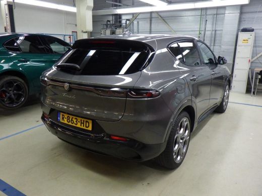 Alfa Romeo Tonale Alfa Romeo 1.5T Hybrid Edizione Speciale | Airco (automatisch) | Alcantara bekleding | Autonomous... ActivLease financial lease