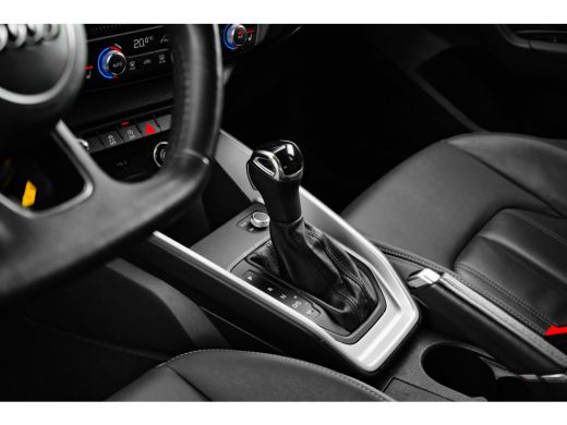 Audi A1 Citycarver Advanced edition 30 TFSI I LED verlichting I Lederen interieur I Rode remklauwen ActivLease financial lease