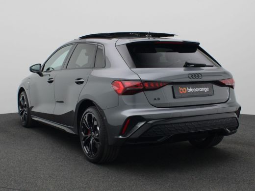 Audi A3 Sportback 45 TFSI e S edition Competition 272PK S-Tronic Led matrix, adaptive cruise, panoramadak... ActivLease financial lease