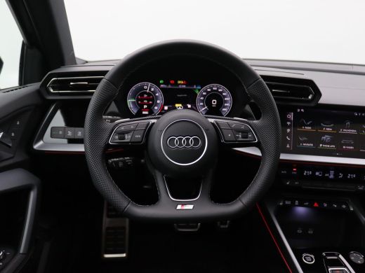 Audi A3 Sportback 45 TFSI e S edition Competition 272PK S-Tronic Led matrix, adaptive cruise, panoramadak... ActivLease financial lease