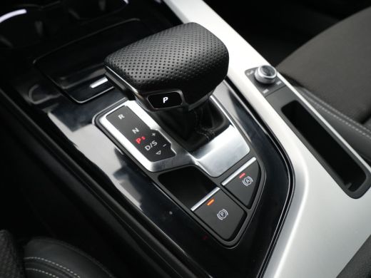 Audi A4 Avant 35 TFSI S-Line edition Navigatie Pdc Clima Cruise ActivLease financial lease