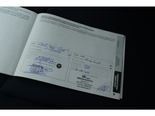 Fiat 500 1.0 Hybrid Cult | Navigatie | Airco | Cruise Control | Parkeersensoren | Lichtmetalen velgen | De... ActivLease financial lease