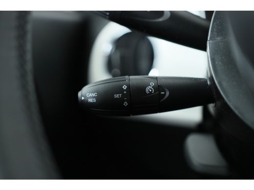 Fiat 500 1.0 Hybrid Cult | Navigatie | Airco | Cruise Control | Parkeersensoren | Lichtmetalen velgen | De... ActivLease financial lease