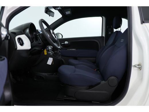 Fiat 500 1.0 Hybrid Cult | Navigatie | Airco | Cruise Control | Parkeersensoren | Lichtmetalen velgen | De... ActivLease financial lease