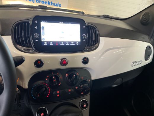 Fiat 500 Fiat 1.0 Hybrid Cult | Navigatie | Airco | Cruise Control | Parkeersensoren | Lichtmetalen velgen... ActivLease financial lease