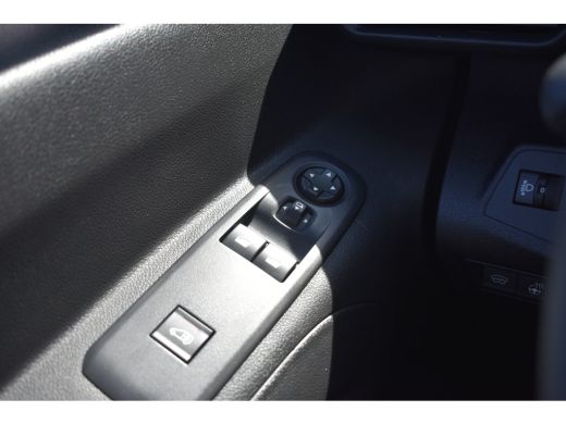 Fiat Doblò Fiat 1.5 BlueHDi 100 S&S L1 1000kg | Stuur/Stoelverwarming | Betimmering | Voorruitverwarming | P... ActivLease financial lease