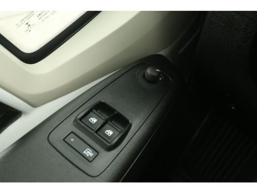 Fiat Ducato 30 2.3 MultiJet L2H1 Airco Camera Cruise LED Navigatie 3 Persoons ActivLease financial lease