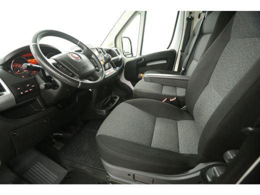 Fiat Ducato 30 2.3 MultiJet L2H1 Airco Camera Cruise LED Navigatie 3 Persoons ActivLease financial lease