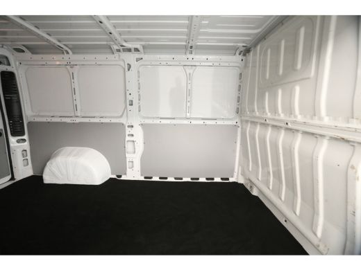 Fiat Ducato 30 2.3 MultiJet L2H1 Airco Camera Cruise LED Navigatie 3 Persoons ActivLease financial lease
