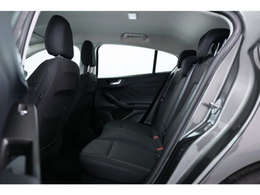 Ford Focus 1.0 EcoBoost Titanium Business | Adaptive Cruise | Climate Control | Navigatie | Parkeersensoren ... ActivLease financial lease