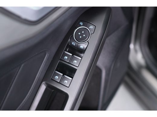 Ford Focus 1.0 EcoBoost Titanium Business | Adaptive Cruise | Climate Control | Navigatie | Parkeersensoren ... ActivLease financial lease
