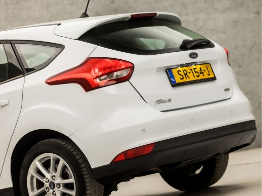 Ford Focus 1.0 Sport (APPLE CARPLAY, NAVIGATIE, LM VELGEN, PARKEERSENSOREN, SPORTSTOELEN, CRUISE, ELEK PAKKE... ActivLease financial lease