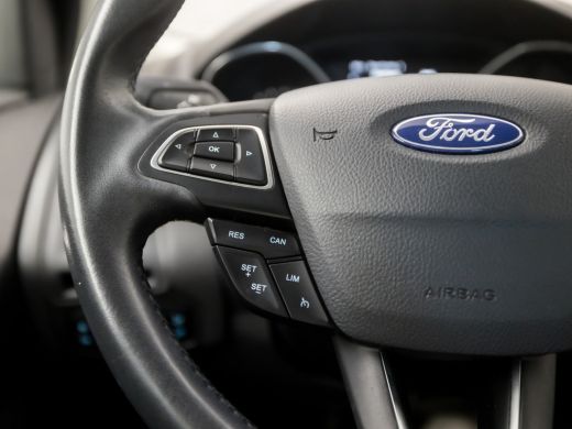 Ford Focus 1.0 Sport (APPLE CARPLAY, NAVIGATIE, LM VELGEN, PARKEERSENSOREN, SPORTSTOELEN, CRUISE, ELEK PAKKE... ActivLease financial lease