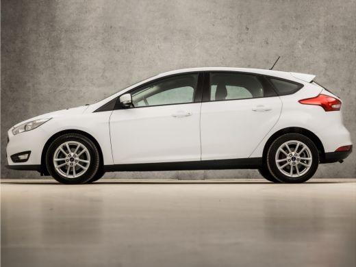 Ford Focus 1.0 Sport (APPLE CARPLAY, NAVIGATIE, LM VELGEN, PARKEERSENSOREN, SPORTSTOELEN, CRUISE, ELEK PAKKE... ActivLease financial lease