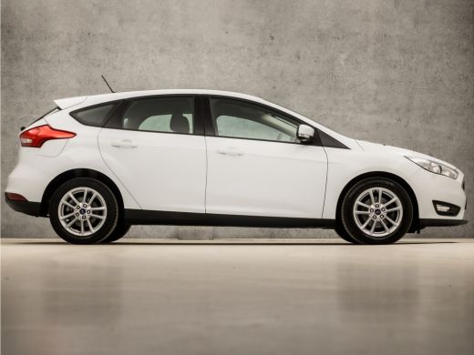 Ford Focus 1.0 Sport (APPLE CARPLAY, NAVIGATIE, LM VELGEN, PARKEERSENSOREN, SPORTSTOELEN, CRUISE, ELEK PAKKE... ActivLease financial lease