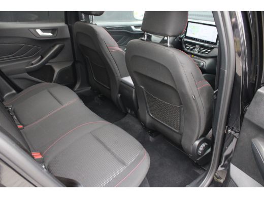 Ford FOCUS Wagon 1.0 E.B. 155 PK Hybrid ST Line | Pano-dak | Trekhaak | Full Adaptive LED | Winter-pack | Standkac... ActivLease financial lease