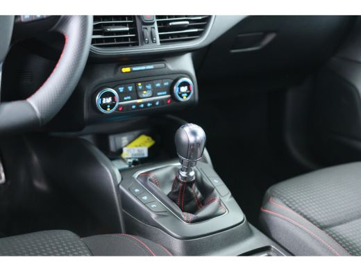 Ford FOCUS Wagon Ford 1.0 EcoBoost Hybrid ST Line Style | 1e Eigenaar | Stoel-/Stuuverwarming | Navigatie | Climat... ActivLease financial lease