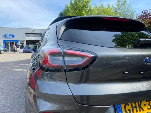Ford Puma Ford 1.0EB 155PK HYBRID ST-LINE X | DEALER OH! | PANODAK | LEDER | ADAPTIVE CRUISE | BLIS | EL. A... ActivLease financial lease