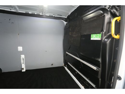 Ford Transit 350 2.0 TDCI L3H2 2800KG Trekgew. Trekhaak Ladderlift Airco Cruise PDC 3 Persoons Elektrpakket ActivLease financial lease
