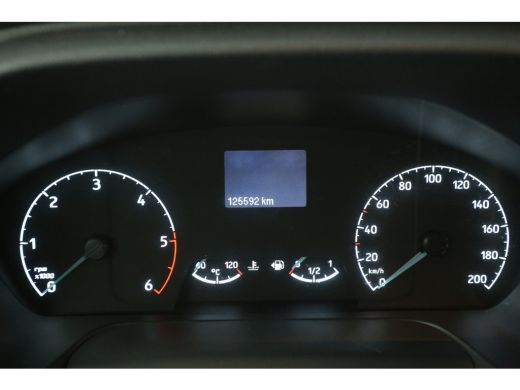 Ford Transit Custom 320 2.0 TDCI L1H1 Airco Cruise Trekhaak Parkeersensoren 3 Persoons Elektrpakket ActivLease financial lease
