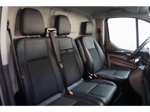 Ford Transit Custom Ford 320 2.0 TDCI L2H1 Sport | Achteropkomend verkeer waarschuwing | Achteruitrijcamera | Apple C... ActivLease financial lease