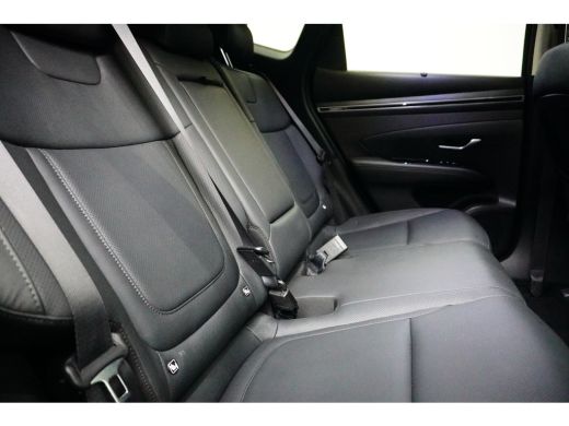 Hyundai Tucson Hyundai 1.6 T-GDI PHEV Comfort 4WD | Cruise control adaptief met Stop&Go | Navigatiesysteem full map ActivLease financial lease