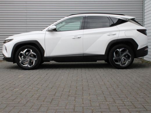 Hyundai Tucson Hyundai 1.6 T-GDI PHEV Comfort Smart 4WD | Buitenspiegels elektrisch inklapbaar | Navigatiesystee... ActivLease financial lease