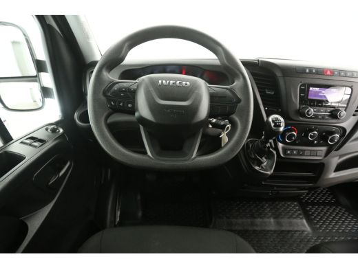 Iveco Daily 35C16H 2.3 410 157PK Dubbellucht Bakwagen Laadklep Laadbak Airco 3 Persoons Elektrpakket ActivLease financial lease