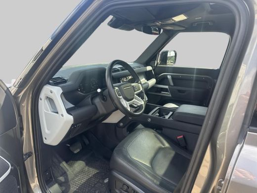 Land Rover Defender Hard Top 3.0 D250 110 MHEV X-Dynamic SE |GRIJSKENTEKEN| Urban velgenset 22inch | treeplanken | zi... ActivLease financial lease