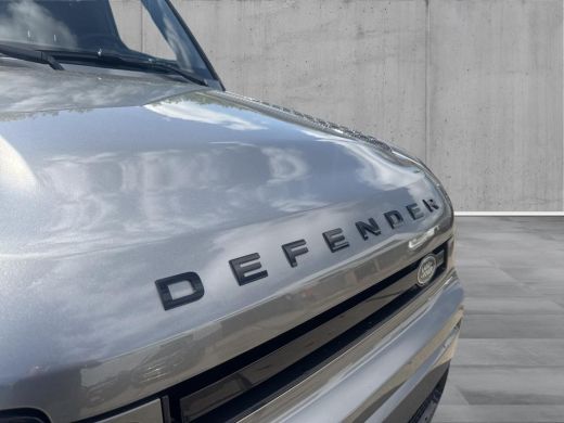 Land Rover Defender Hard Top 3.0 D250 110 MHEV X-Dynamic SE |GRIJSKENTEKEN| Urban velgenset 22inch | treeplanken | zi... ActivLease financial lease