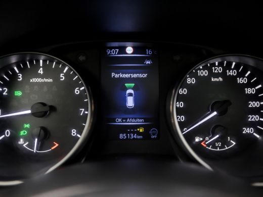 Nissan QASHQAI 1.2 N-Connecta Sport (PANORAMADAK, NAVIGATIE, 360 CAMERA, KEYLESS, SPORTSTOELEN, GETINT GLAS, PAR... ActivLease financial lease