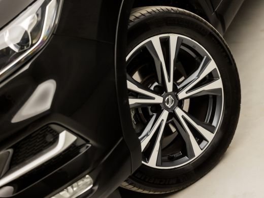 Nissan QASHQAI 1.2 N-Connecta Sport (PANORAMADAK, NAVIGATIE, 360 CAMERA, KEYLESS, SPORTSTOELEN, GETINT GLAS, PAR... ActivLease financial lease