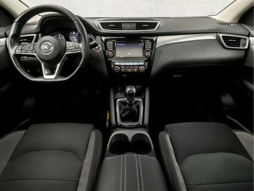 Nissan QASHQAI 1.2 N-Connecta Sport (PANORAMADAK, NAVIGATIE, 360 CAMERA, KEYLESS, SPORTSTOELEN, GETINT GLAS, PAR... ActivLease financial lease