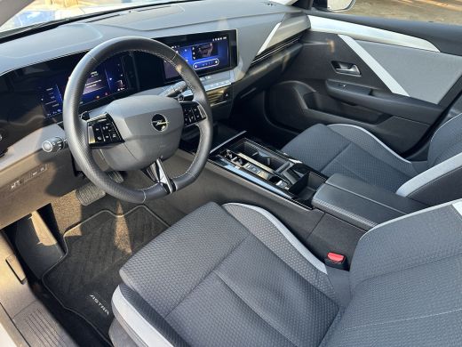Opel Astra Opel 1.6 180PK Hybride Edition+ | ADAPTIVE CRUISE CONTROL| PAARKEERSENSOREN V+A| APPLE CARPLAY/AN... ActivLease financial lease