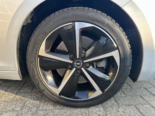 Opel Astra Opel 1.6 180PK Hybride Edition+ | ADAPTIVE CRUISE CONTROL| PAARKEERSENSOREN V+A| APPLE CARPLAY/AN... ActivLease financial lease