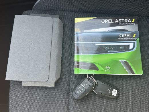 Opel Astra Opel 1.6 180PK Hybride Edition+ | ADAPTIVE CRUISE CONTROL| PAARKEERSENSOREN V+A| APPLE CARPLAY/AN... ActivLease financial lease