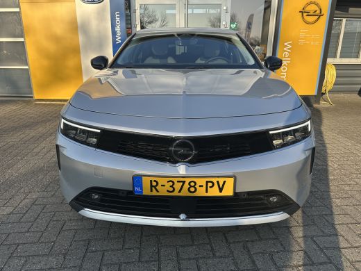 Opel Astra Opel 1.6 180PK Hybride Edition+ | ADAPTIVE CRUISE CONTROL| PAARKEERSENSOREN V+A| APPLE CARPLAY/AN... ActivLease financial lease