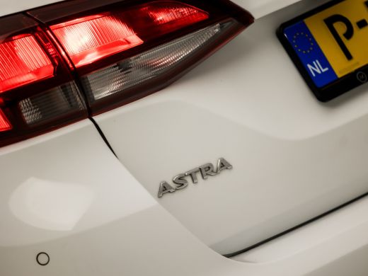Opel Astra Sports Tourer 1.2 Design & Tech (APPLE CARPLAY, NAVIGATIE, CAMERA, CLIMATE, GETINT GLAS, SPORTSTO... ActivLease financial lease