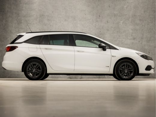 Opel Astra Sports Tourer 1.2 Design & Tech (APPLE CARPLAY, NAVIGATIE, CAMERA, CLIMATE, GETINT GLAS, SPORTSTO... ActivLease financial lease