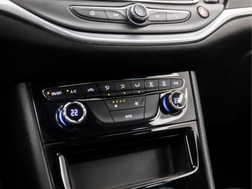 Opel Astra Sports Tourer 1.2 Design & Tech (APPLE CARPLAY, NAVIGATIE, CAMERA, CLIMATE, GETINT GLAS, SPORTSTO... ActivLease financial lease