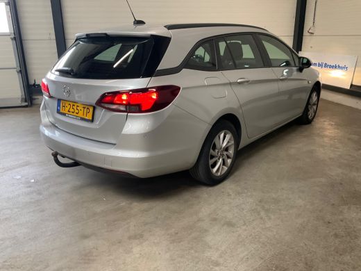 Opel Astra Sports Tourer Opel 1.2 Edition ActivLease financial lease