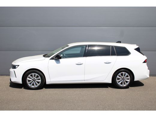 Opel Astra Sports Tourer Opel 1.2 Turbo | Achterbank in delen neerklapbaar | Airco (automatisch) | Alarm kla... ActivLease financial lease