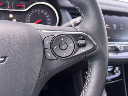 Opel Grandland X Opel 1.2 Turbo Business Executive | Comfortstoel(en) | Cruise control | DAB ontvanger ActivLease financial lease