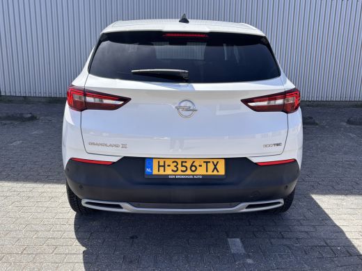 Opel Grandland X Opel 1.2 Turbo Business Executive | Comfortstoel(en) | Cruise control | DAB ontvanger ActivLease financial lease