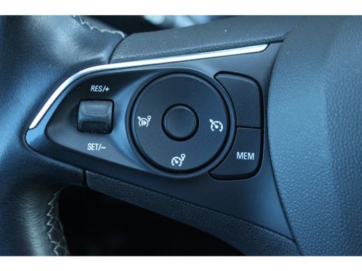 Opel Grandland X 1.6 Turbo Innovation 181 PK | Camera | AGR | 18" LMV | BLIS | LED | Elec. Achterklep | 181 PK | C... ActivLease financial lease